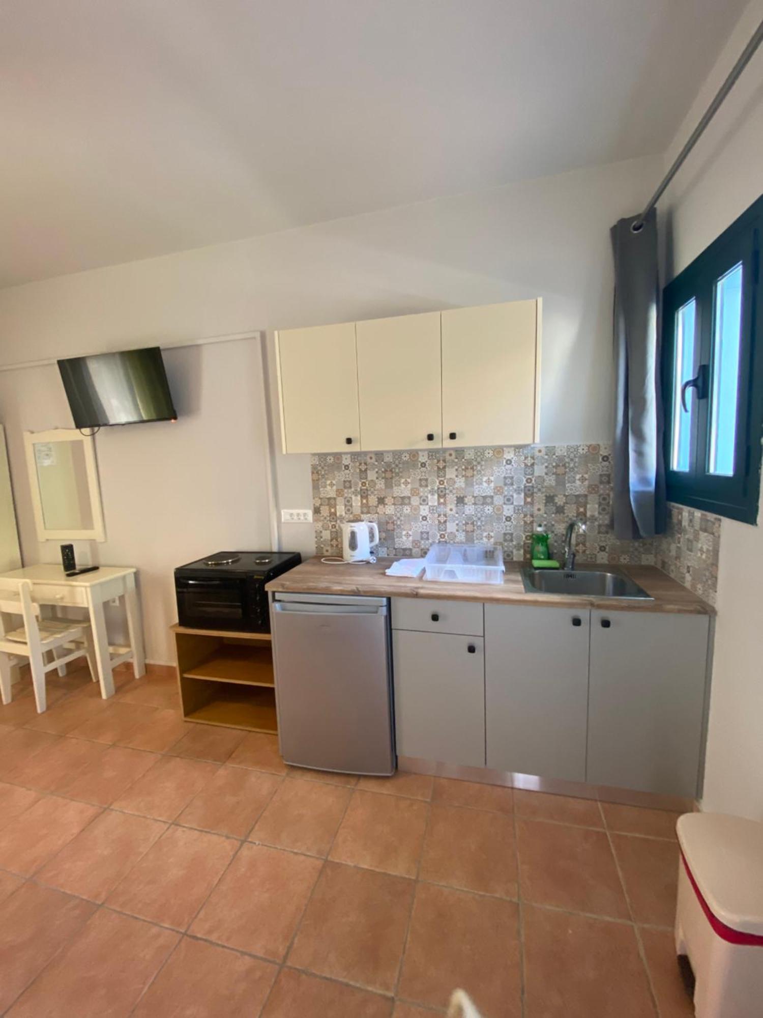 Mirovigli Aparthotel Lépedha Екстериор снимка