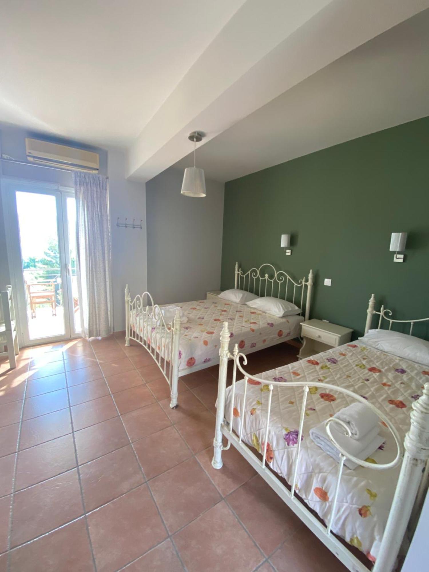 Mirovigli Aparthotel Lépedha Екстериор снимка